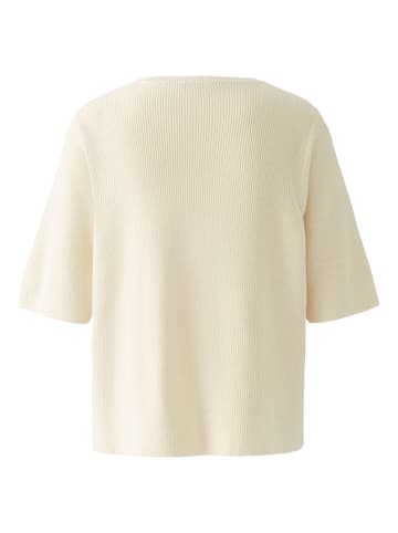 Sweter w kolorze kremowym