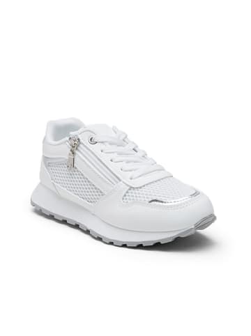 Sneakers in Weiß