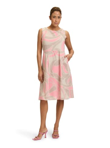 Kleid in Beige/ Rosa
