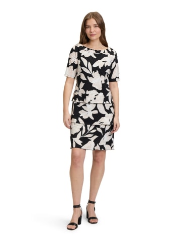 Kleid in Schwarz/ Creme
