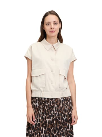 Weste in Creme