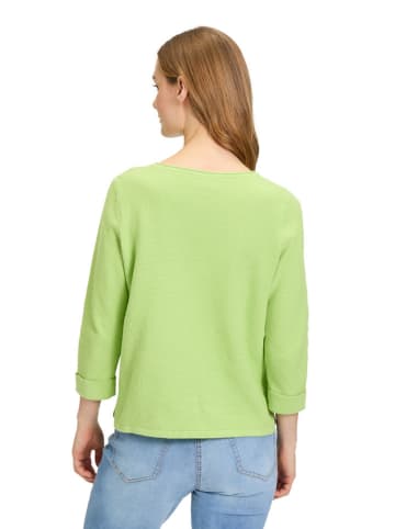 Sweter w kolorze jasnozielonym