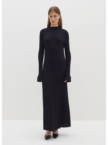 Kleid in Schwarz