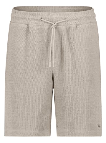 Short taupe