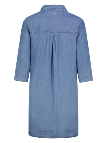 Kleid in Blau