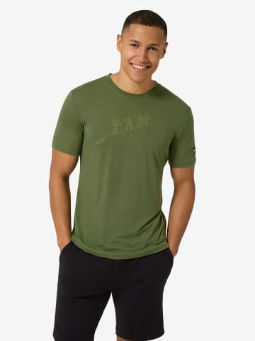 Trainingsshirt "Hiking" in Grün