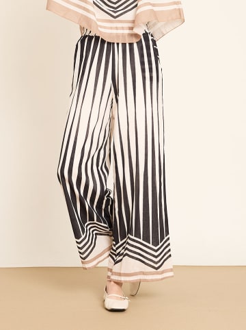 Hose in Creme
