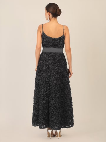 Kleid in Schwarz
