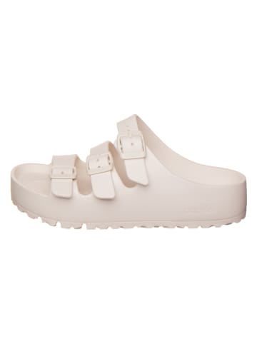 Pantoletten in Creme