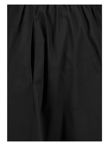 Kleid in Schwarz