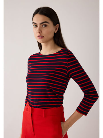 Longsleeve in Rot/ Schwarz
