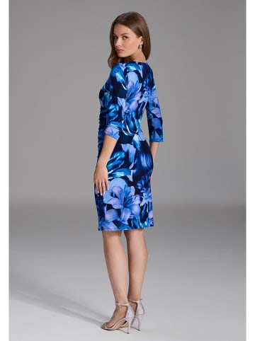 Kleid in Blau
