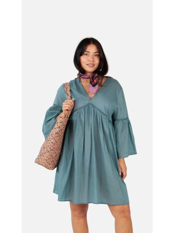 Kleid "Jimedai" in Blau