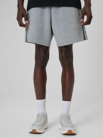 Sweatshorts in Grau