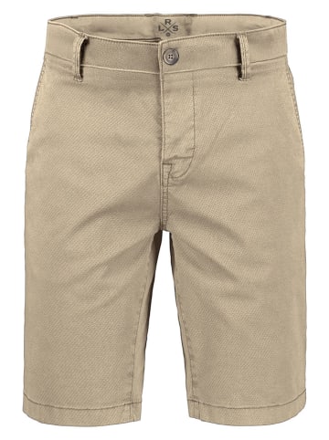 Szorty chino w kolorze beżowym