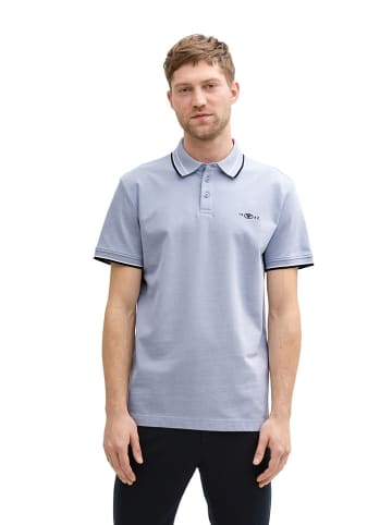 Poloshirt in Hellblau