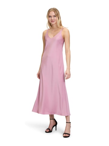 Kleid in Rosa