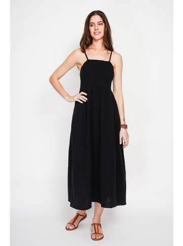 Kleid in Schwarz