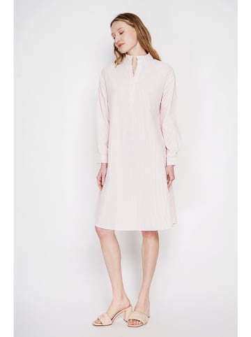 Kleid in Rosa