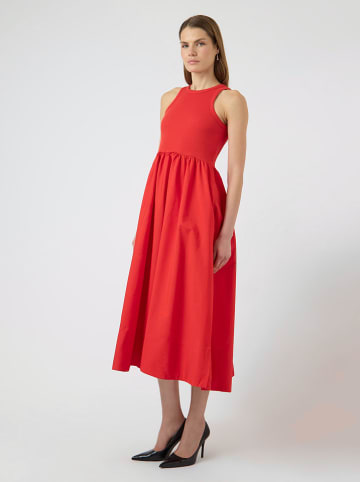 Kleid in Rot