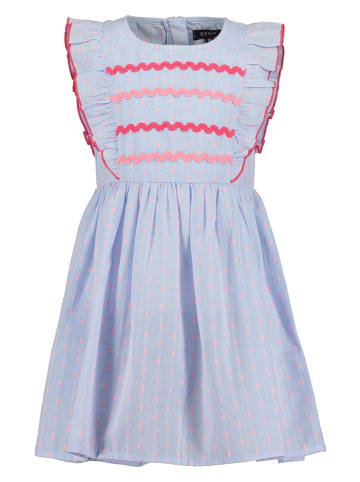Kleid in Hellblau