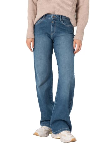 Dżinsy "Cora" - Comfort fit - w kolorze niebieskim