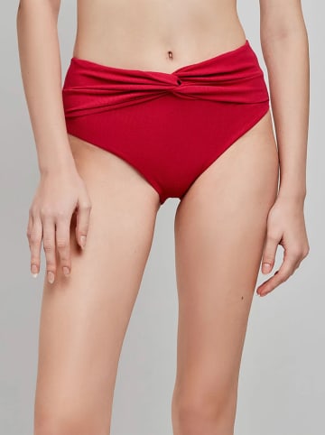 Figi bikini w kolorze czerwonym