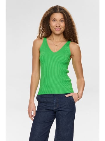Top "Nucerys" groen