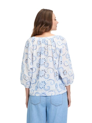 Blouse wit