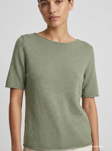 Sweter w kolorze khaki