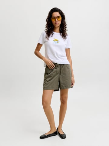 Shorts in Khaki