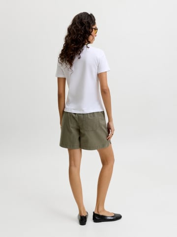 Shorts in Khaki