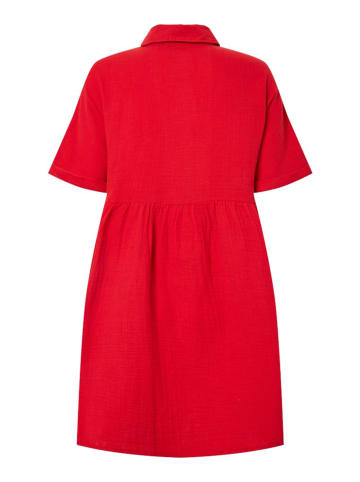 Kleid in Rot