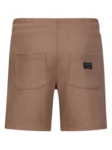 Short "Jones" lichtbruin