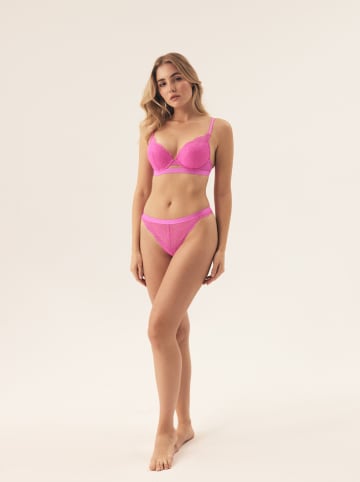 String roze