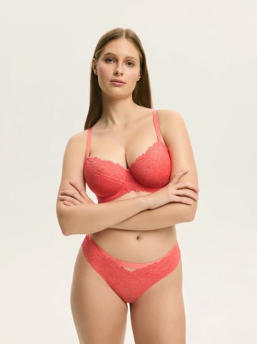 Beugelbeha koraalrood