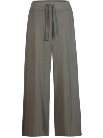 Hose"Adrianna" in Oliv