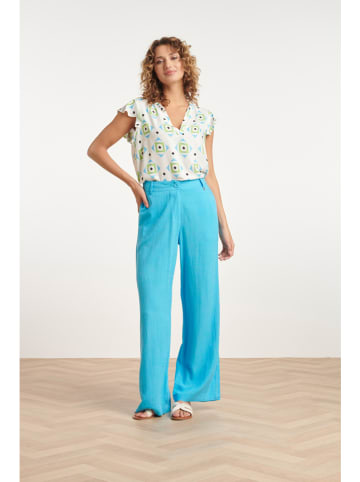 Hose in Blau