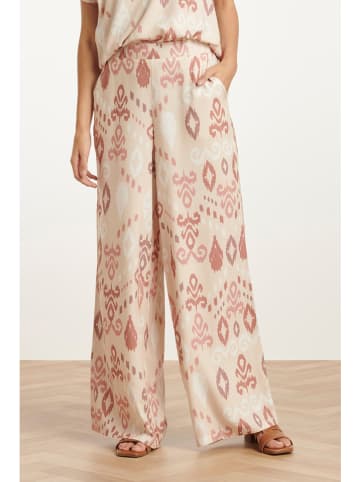 Hose in Beige
