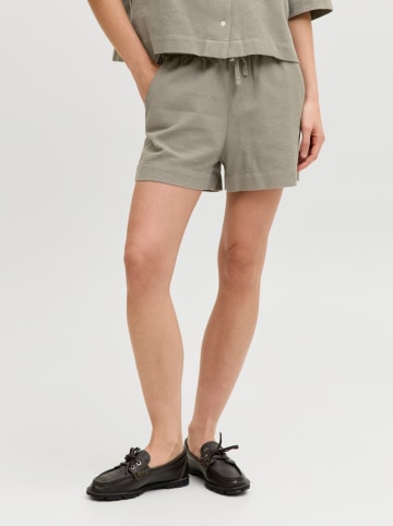 Shorts in Taupe