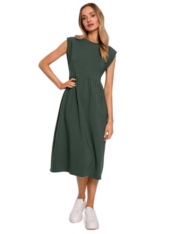 Kleid in Dunkelgrün