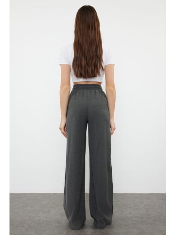 Hose in Anthrazit