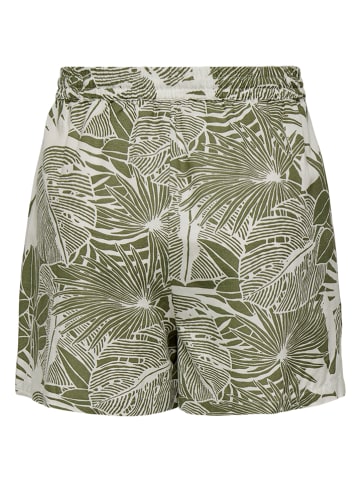 Shorts in Grün