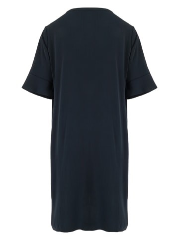 Kleid in Dunkelblau