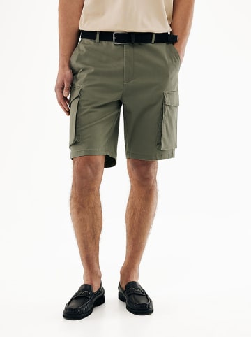 Cargoshorts in Khaki