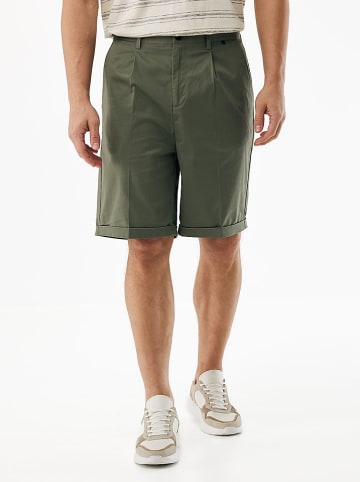 Szorty chino w kolorze khaki