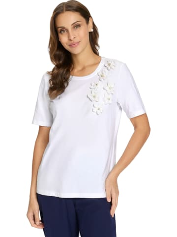 Shirt wit