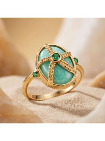Vergulde ring met edelstenen