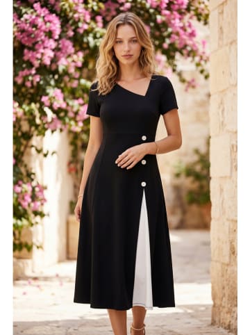 Kleid in Schwarz