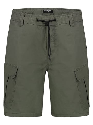 Bojówki w kolorze khaki